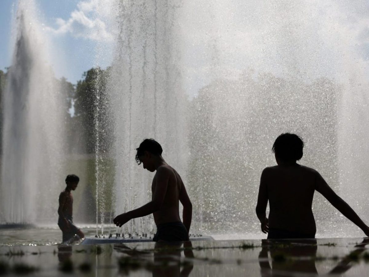 Η Ευρώπη ψήνεται και οι επενδυτές βλέπουν τη νέα μεγάλη «αγορά των καυσώνων»