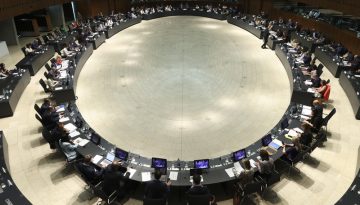 Πακέτο για τα Δίκτυα Ηλεκτρισμού: Τα τρία μέτωπα που έκλεισαν και οι θέσεις της Ελλάδας