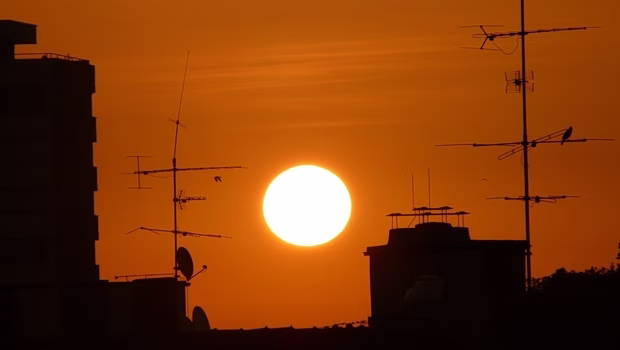 sunset-sun-red-travel-vacation-47ec88-1024-620x350-1