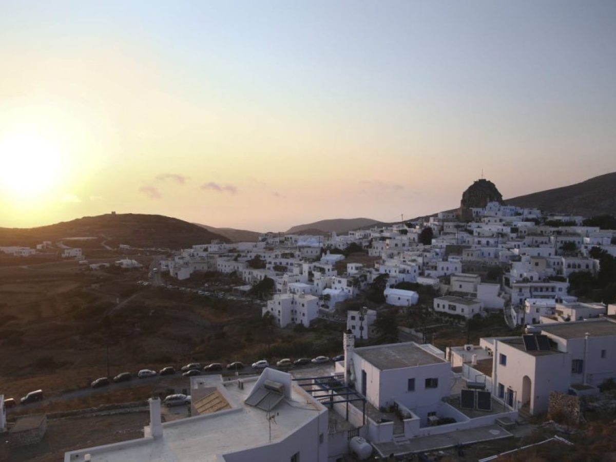 Κομισιόν: Πράσινο φως για έργα 2,3 δισ. στα νησιά – Φωτοβολταϊκά, φράγματα, υποδομές για ηλεκτρικά οχήματα