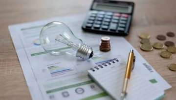 Τα δέκα φθηνότερα τιμολόγια ρεύματος: Τα μπλε και το ειδικό πράσινο